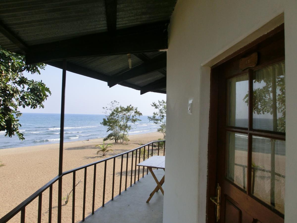 Matema Lake Shore Resort Экстерьер фото